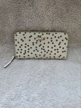 Kate Spade NY Cedar Street Lacey Wallet In Cream With Gold/Brown Confetti Dots